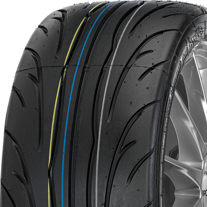 Nankang NS-2R close-up of tread and sidewall