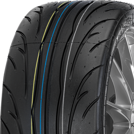 Nankang NS-2R close-up of tread and sidewall